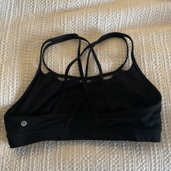 Lululemon black bra size 12 - Picture 2 of 3